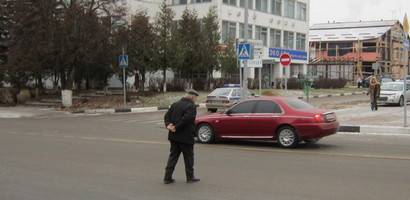 Въезд запрещён! (всем, кроме сотрудников полиции) Въезд запрещён! (всем, кроме сотрудников полиции)