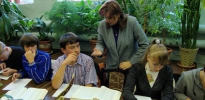 Библиотека встречает гостей Библиотека встречает гостей